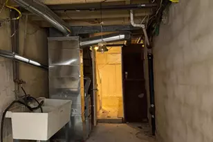 1346 Unruh Ave, Philadelphia, PA 19111 - Photo 24