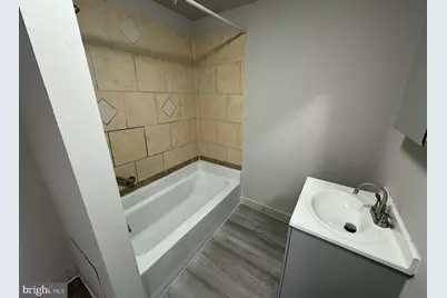 70 E Walnut Lane, Philadelphia, PA 19144 - Photo 10