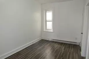 356 E Walnut Ln, Philadelphia, PA 19144 - Photo 2