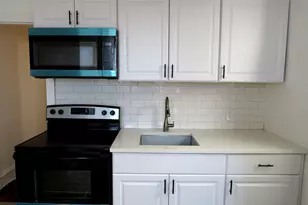 356 E Walnut Ln, Philadelphia, PA 19144 - Photo 2