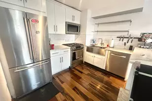 200 Locust St, Philadelphia, PA 19106 - Photo 2