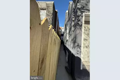 2122 W Toronto Street, Philadelphia, PA 19132 - Photo 18