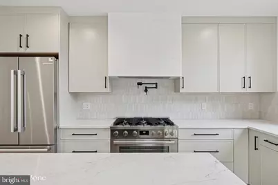 614 N Brenna Walk, Philadelphia, PA 19123 - Photo 16