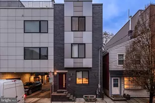 1121 Earl St, Philadelphia, PA 19125 - Photo 1