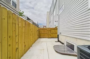 1326 S Grove St, Philadelphia, PA 19146 - Photo 14