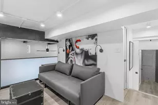 219 S 18th St, Philadelphia, PA 19103 - Photo 30