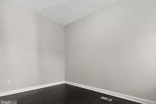 2541 S Mole St, Philadelphia, PA 19145 - Photo 22