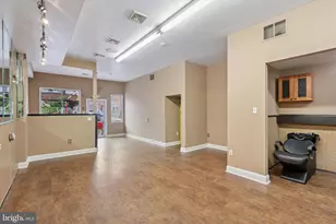 1604 Ridge Ave, Philadelphia, PA 19130 - Photo 6