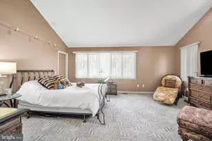 16 S Kings Oak Ln, Philadelphia, PA 19115 - Photo 26