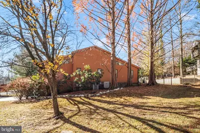 16 S Kings Oak Lane, Philadelphia, PA 19115 - Photo 4