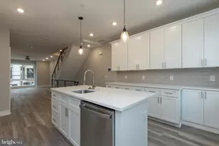 140 W Huntingdon, Philadelphia, PA 19133 - Photo 4