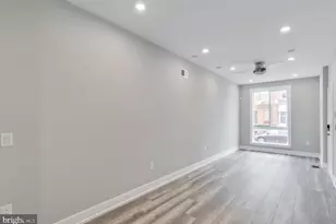 902 W Susquehanna Ave, Philadelphia, PA 19122 - Photo 10