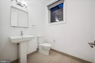 927 N Front St, Philadelphia, PA 19123 - Photo 12