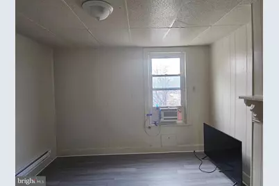 2526 N 5th Street #3RD FL, Philadelphia, PA 19133 - Photo 8