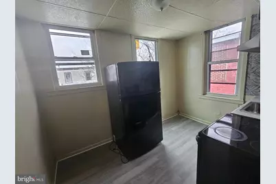 2526 N 5th Street #3RD FL, Philadelphia, PA 19133 - Photo 2