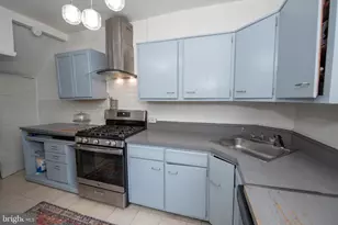 2744 Pratt St, Philadelphia, PA 19137 - Photo 10