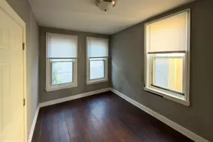 1638 W Victoria St, Philadelphia, PA 19140 - Photo 10