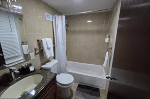 230 Market St, Philadelphia, PA 19106 - Photo 10