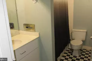 1010 Race St, Philadelphia, PA 19107 - Photo 14