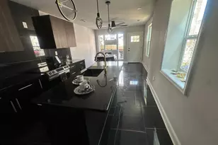 2005 N Lawrence St, Philadelphia, PA 19122 - Photo 6