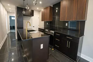 2005 N Lawrence St, Philadelphia, PA 19122 - Photo 12