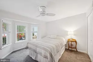 2122 Pemberton St, Philadelphia, PA 19146 - Photo 10