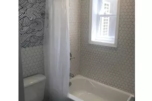 2325 N Fawn St, Philadelphia, PA 19133 - Photo 4