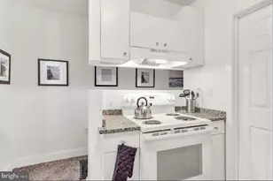 468 E Walnut, Philadelphia, PA 19144 - Photo 8