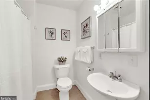 468 E Walnut, Philadelphia, PA 19144 - Photo 14