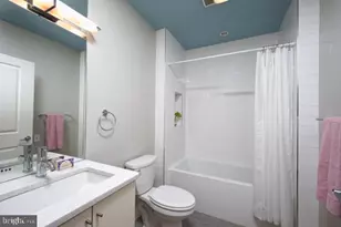 20 Letitia St, Philadelphia, PA 19106 - Photo 10