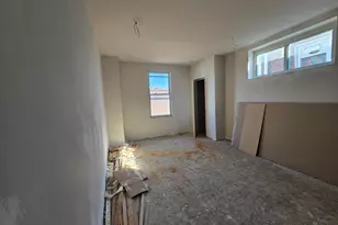 729 W Rockland St, Philadelphia, PA 19120 - Photo 6