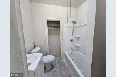 729 W Rockland Street, Philadelphia, PA 19120 - Photo 10