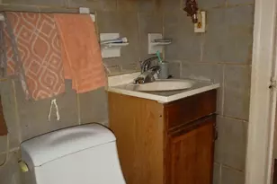 5758 N 20th St, Philadelphia, PA 19138 - Photo 16