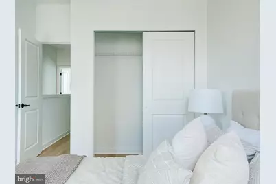 1327 S Dover Street, Philadelphia, PA 19146 - Photo 4