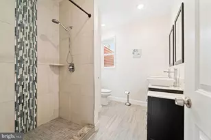 1241 S 22nd St, Philadelphia, PA 19146 - Photo 14