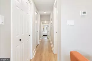 2825 W Girard Ave, Philadelphia, PA 19130 - Photo 10