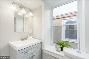 2825 W Girard Ave, Philadelphia, PA 19130 - Photo 16