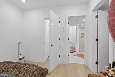 2007 Cambridge Street #1, Philadelphia, PA 19130 - Photo 10