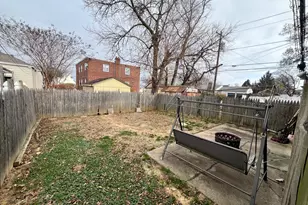 1733 Arthur St, Philadelphia, PA 19152 - Photo 2