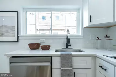 351 Fitzgerald Street, Philadelphia, PA 19148 - Photo 12