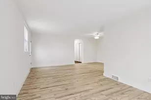 8855 Winchester Ave, Philadelphia, PA 19115 - Photo 10