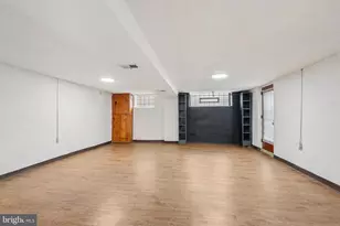 8855 Winchester Ave, Philadelphia, PA 19115 - Photo 26