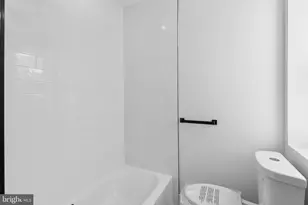 1628 W Loudon St, Philadelphia, PA 19141 - Photo 6