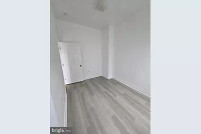 1009 W Susquehanna Avenue, Philadelphia, PA 19122 - Photo 16