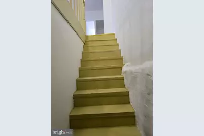 1009 W Susquehanna Avenue, Philadelphia, PA 19122 - Photo 30