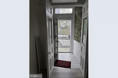 1009 W Susquehanna Avenue, Philadelphia, PA 19122 - Photo 32