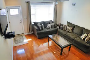 2533 S Rosewood St, Philadelphia, PA 19145 - Photo 4