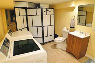 2533 S Rosewood St, Philadelphia, PA 19145 - Photo 16