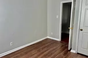 5258 Hazel Ave, Philadelphia, PA 19143 - Photo 14