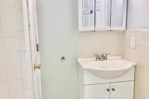 5258 Hazel Ave, Philadelphia, PA 19143 - Photo 10